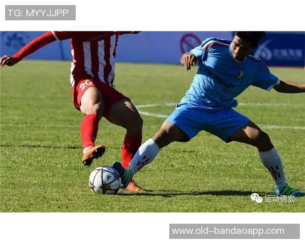 特效足球图片展示精彩瞬间让你感受足球的魅力与激情 特效足球图片展示精彩瞬间让你感受足球的魅力与激情