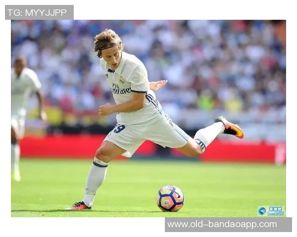 足球半一的含义解析及其在比赛中的应用与影响